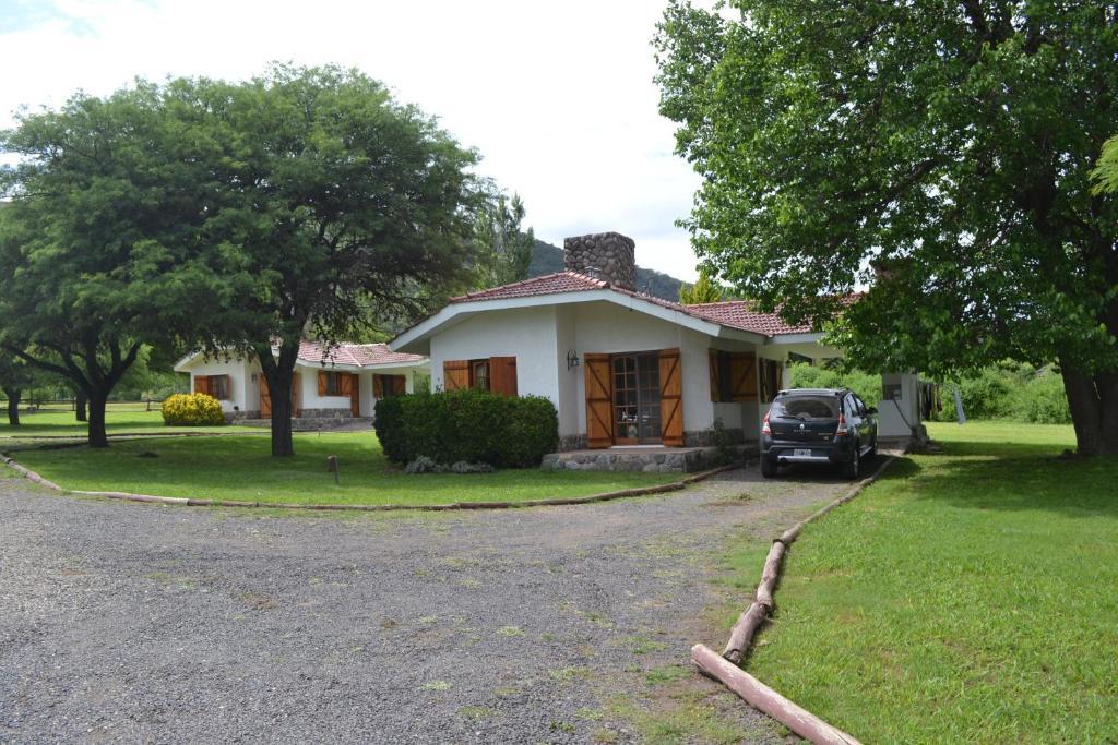 Cabanas Los Algarrobos Villa General Belgrano Cameră foto